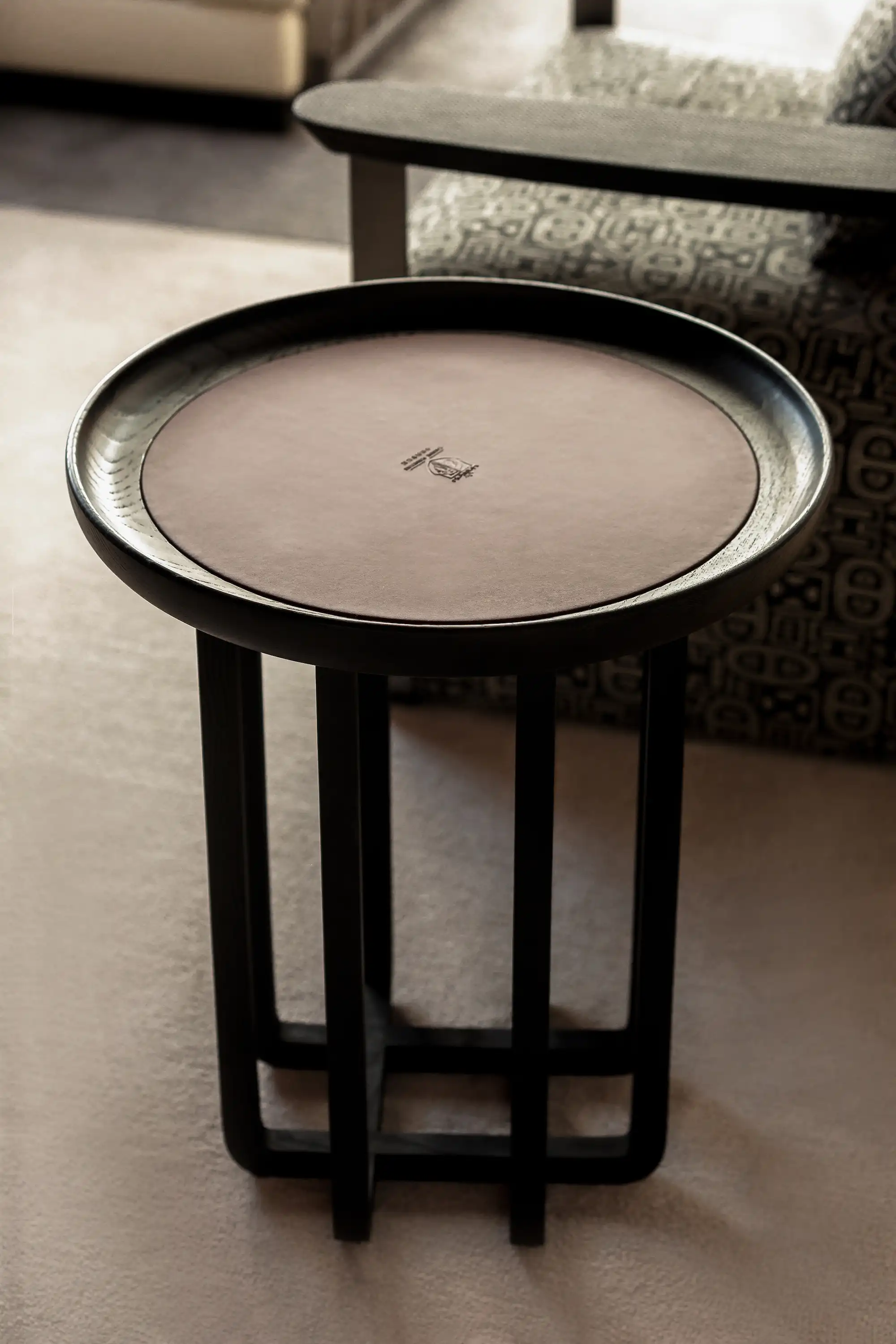 0_Jade Handle Side Table_gallary_images