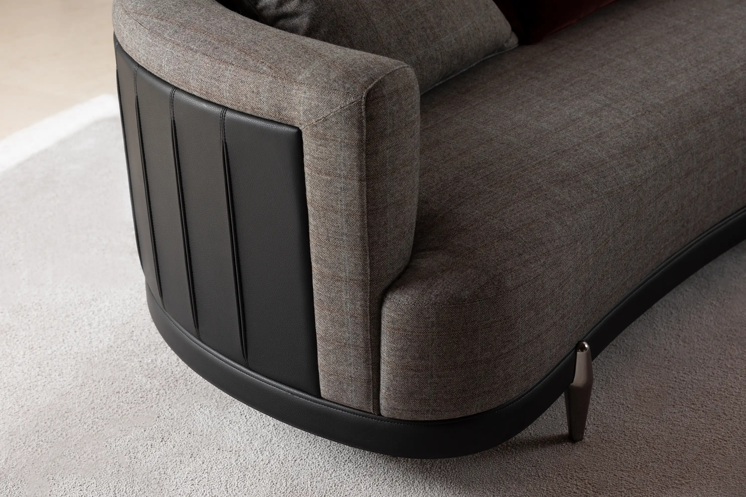 1_Branagh Sofa_gallary_images