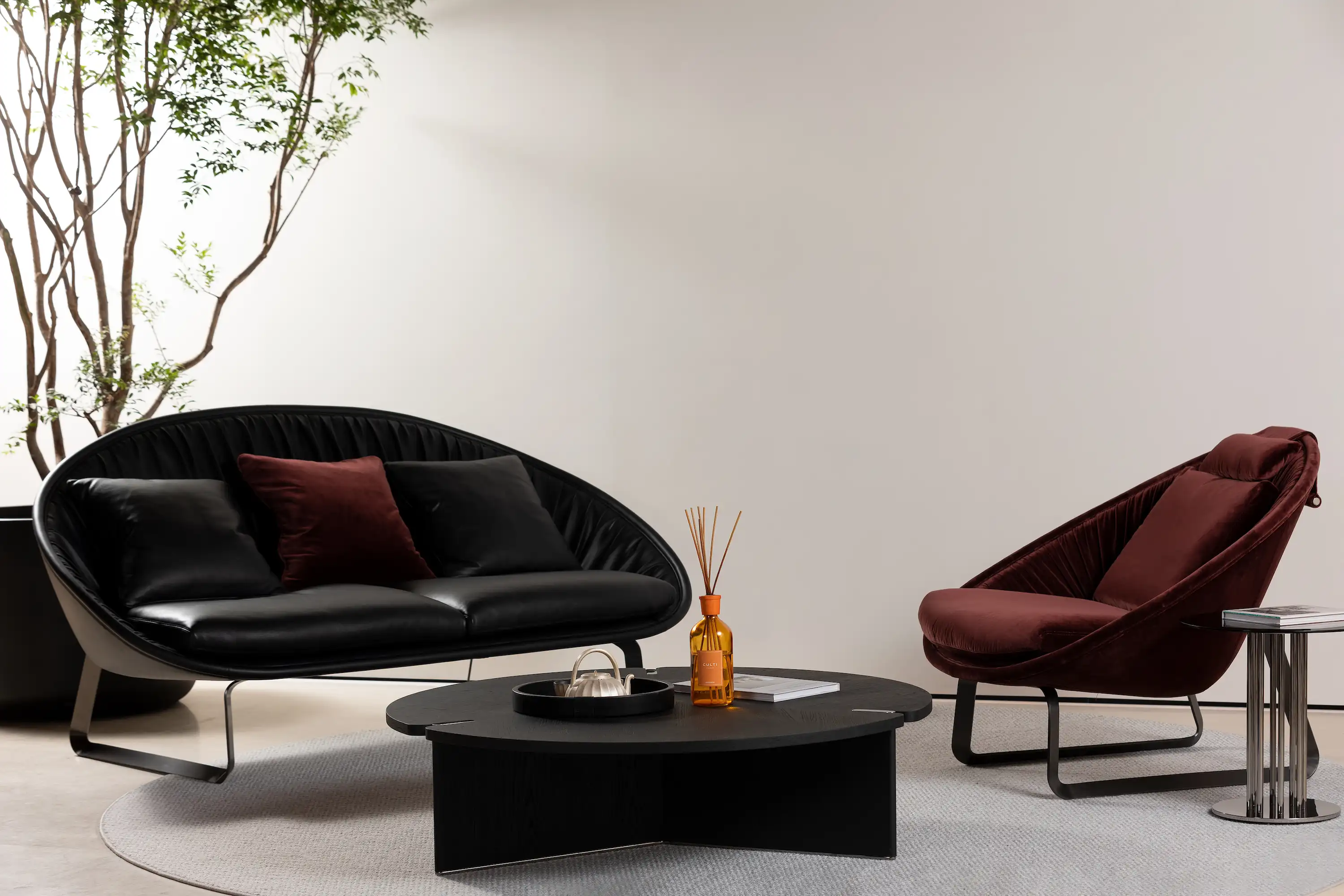 1_Frederique Constant Coffee Table_gallary_images