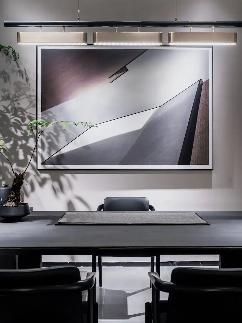 2_Brilliant Dining Table_gallary_images