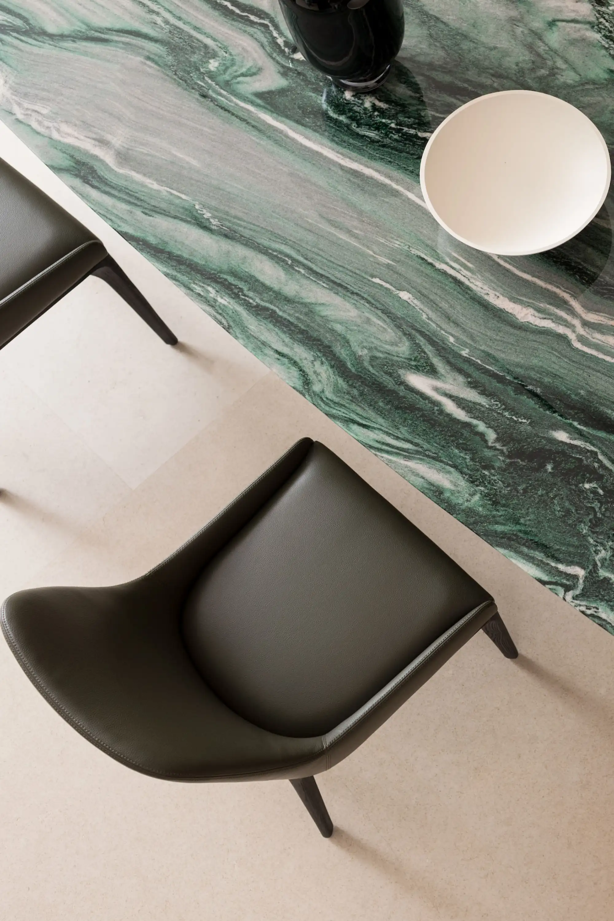 3_Chateau La Mondotte Dining Chairs_gallary_images