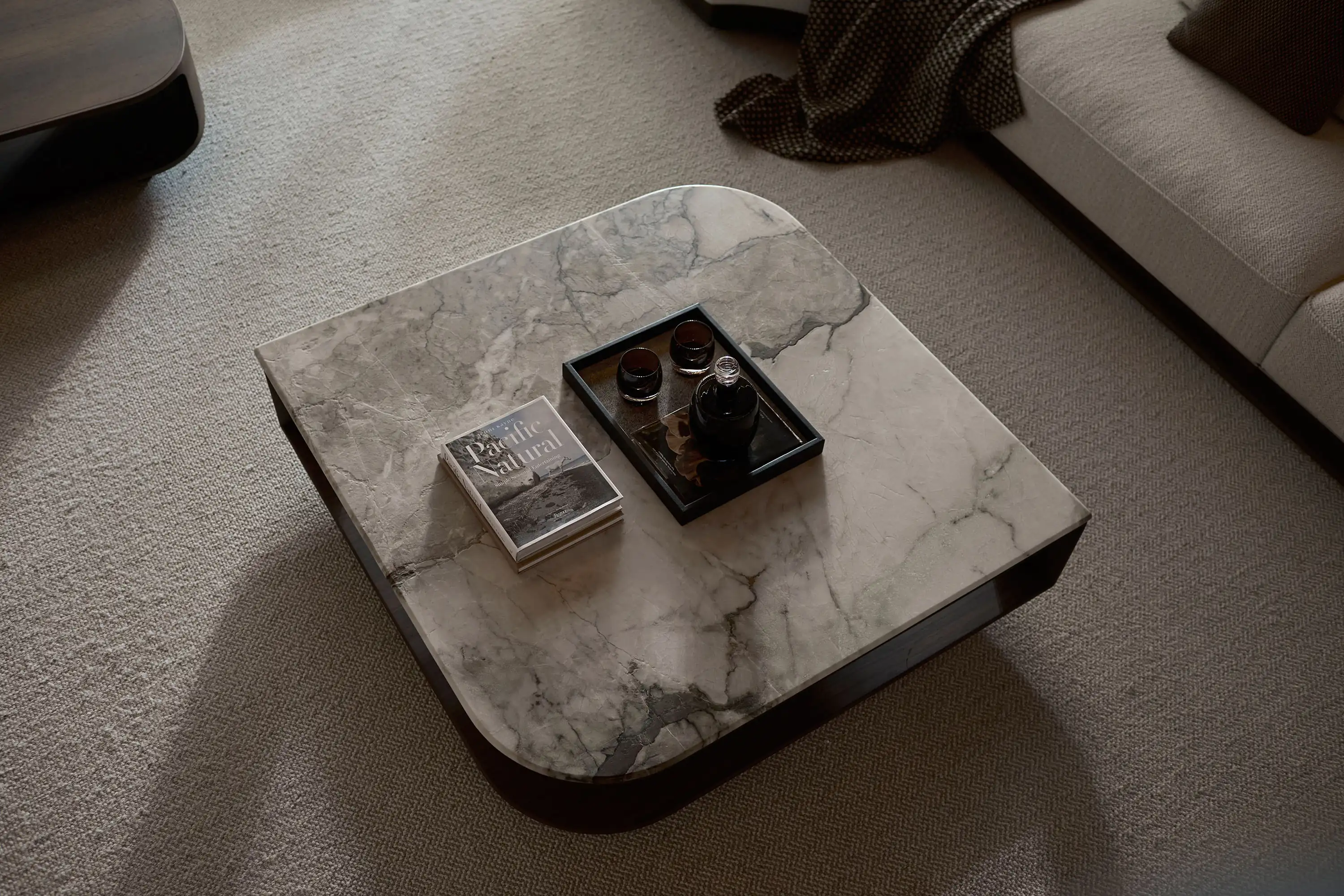 3_Jaeger-Lecoultre Coffee Table_gallary_images