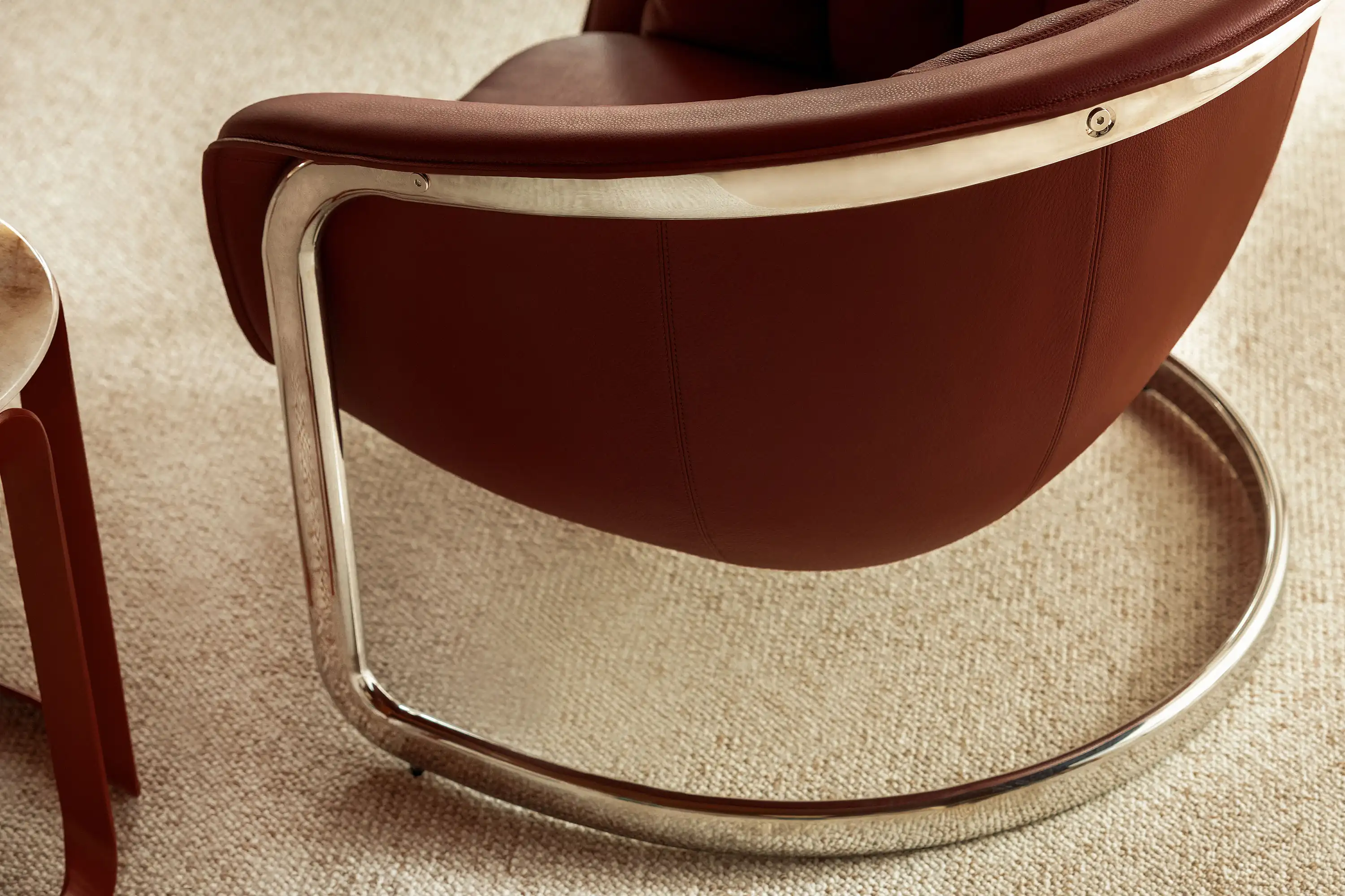 3_Lyon Chair_gallary_images