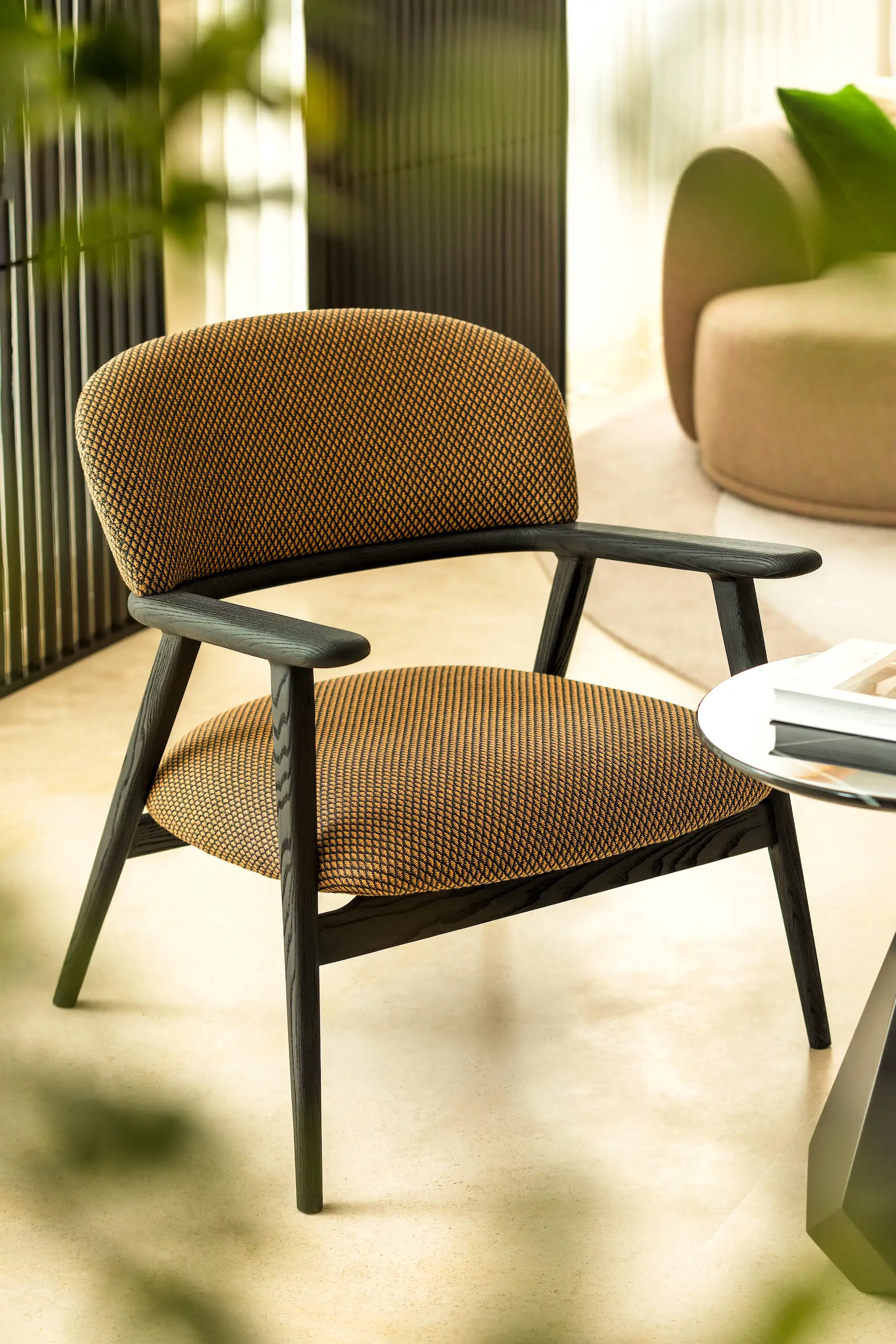 4_Nice Lounge Chair_gallary_images