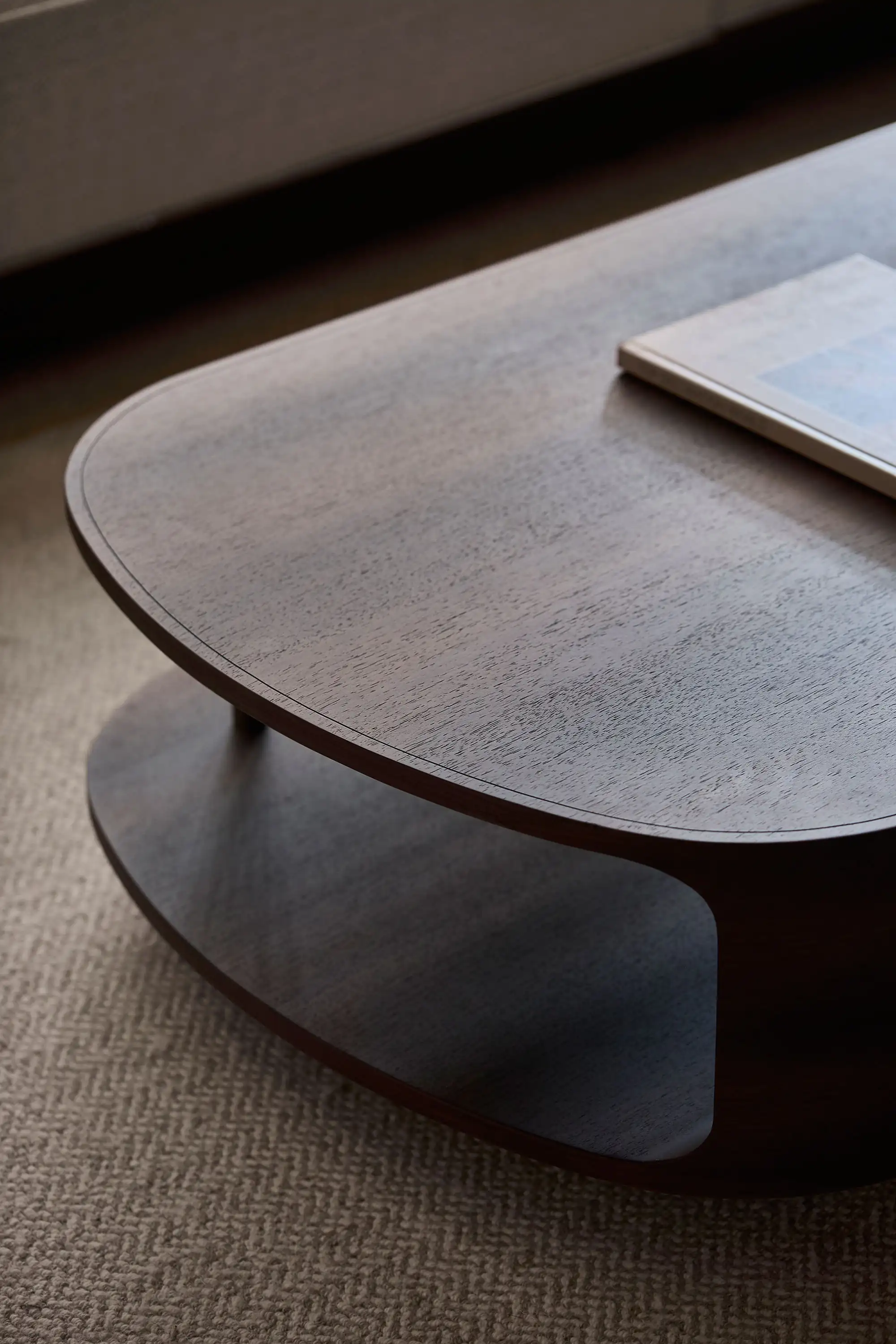 4_Omega Coffee Table_gallary_images